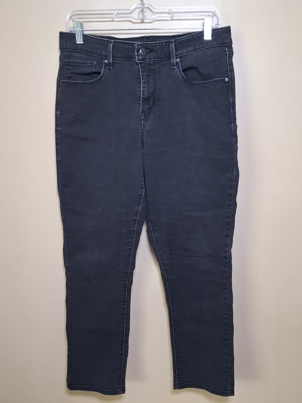 Levis Women’s Faded Black Classic Mid-rise Skinny Jeans; Sz. 14